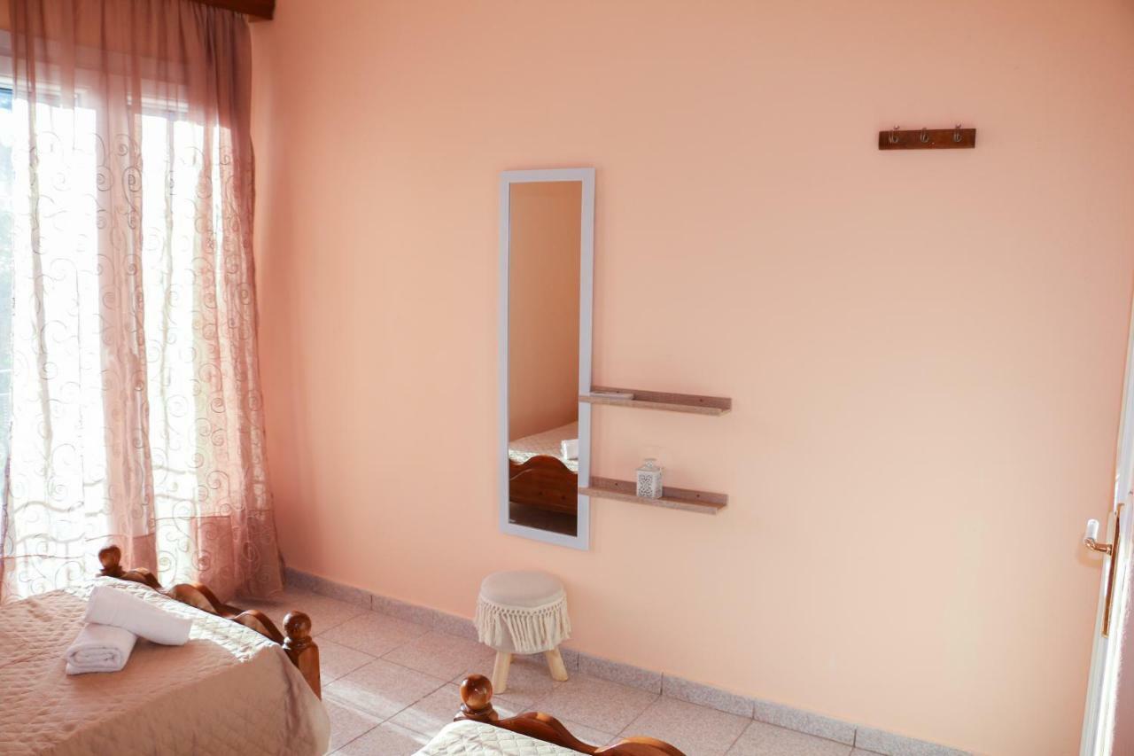 Nikolas View House ペレカス エクステリア 写真
